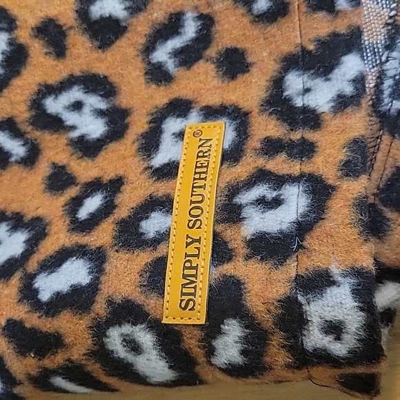 NWT Simply Southern 2xl leopard print shacket - Picture 3 of 9